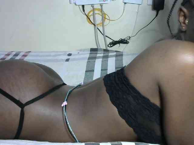 Hotzelda webcam