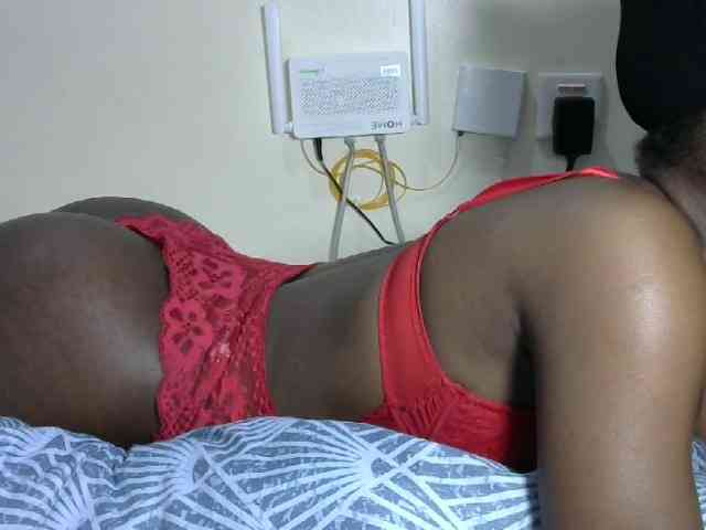 Hotzelda webcam