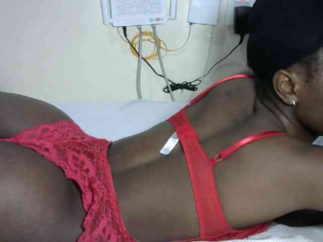 Hotzelda webcam