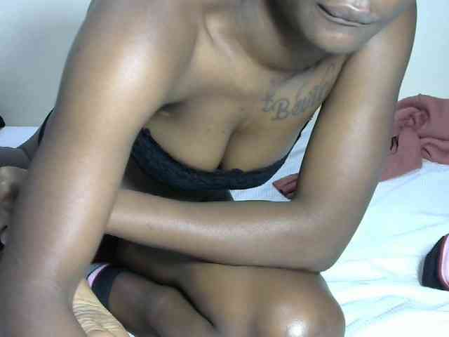Hotzelda webcam