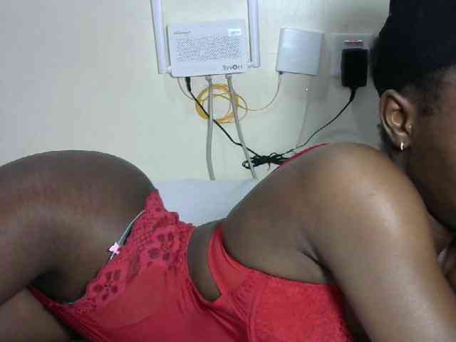 Hotzelda webcam