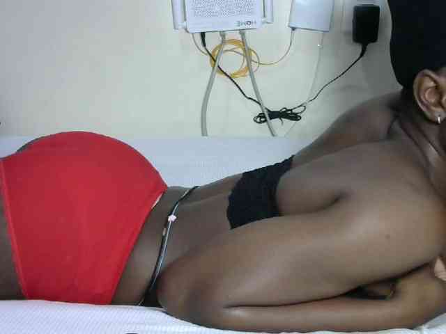 Hotzelda webcam