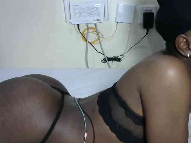 Hotzelda webcam