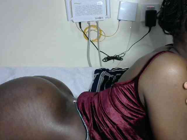 Hotzelda webcam