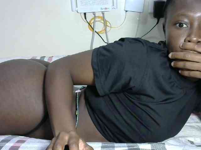 Hotzelda webcam