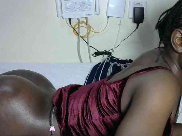 Hotzelda webcam