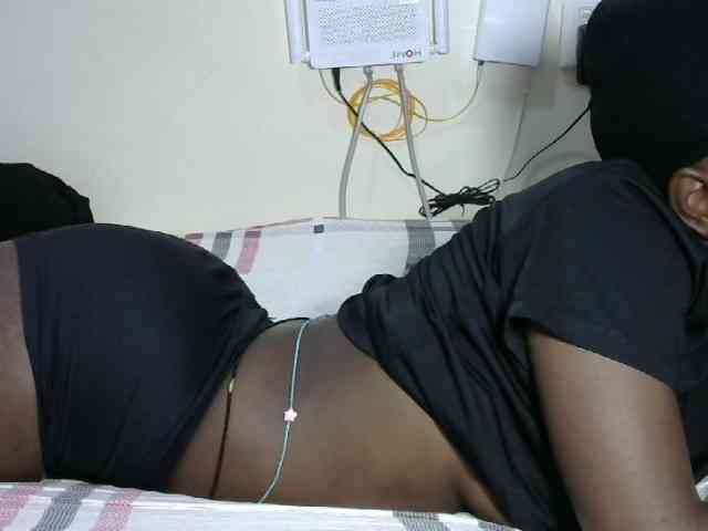 Hotzelda webcam