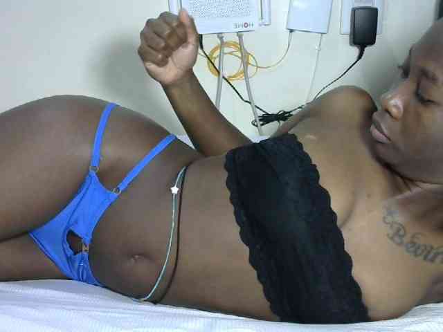 Hotzelda webcam