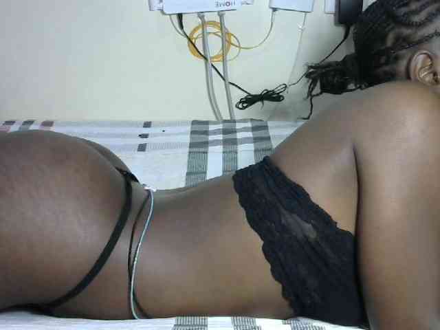 Hotzelda webcam