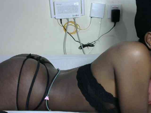 Hotzelda webcam