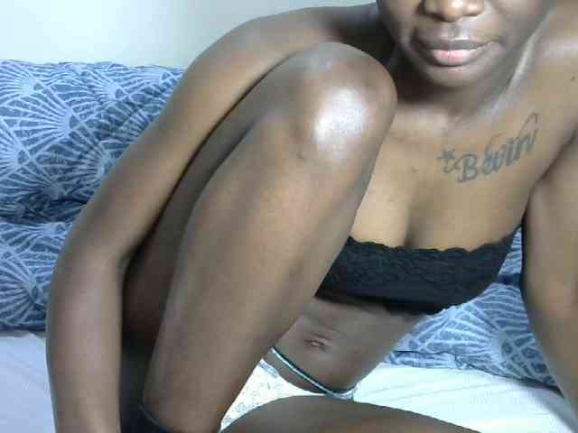 Hotzelda webcam