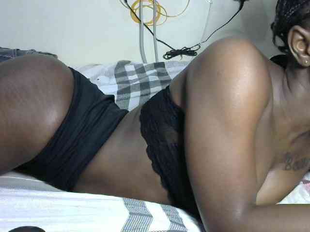 Hotzelda webcam