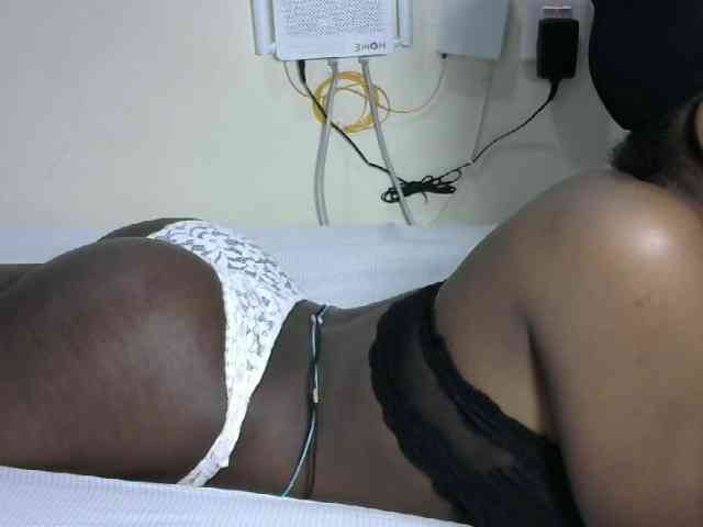 Hotzelda webcam