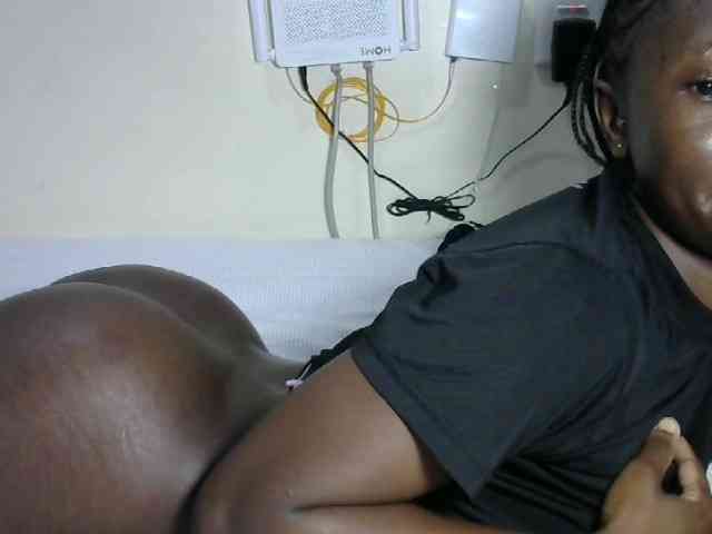 Hotzelda webcam