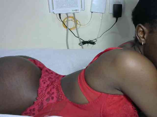 Hotzelda webcam