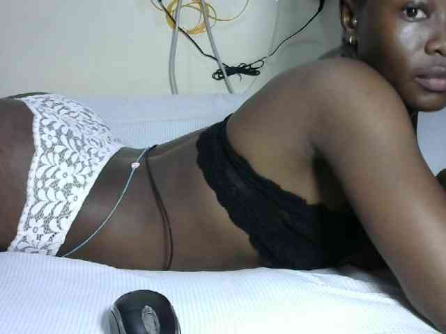 Hotzelda webcam