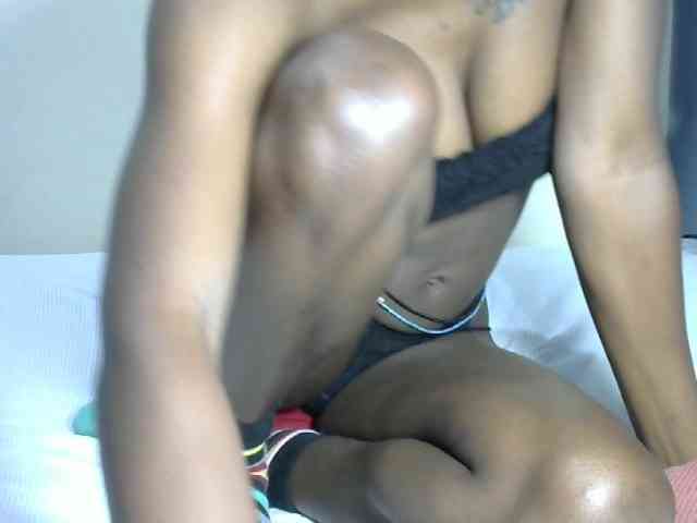 Hotzelda webcam