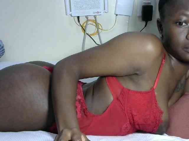 Hotzelda webcam