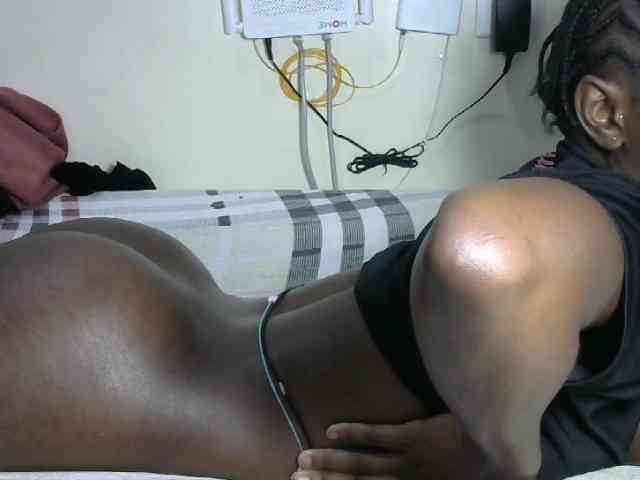 Hotzelda webcam