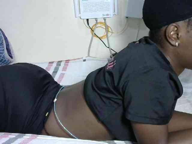 Hotzelda webcam