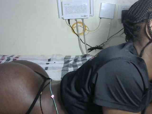 Hotzelda webcam