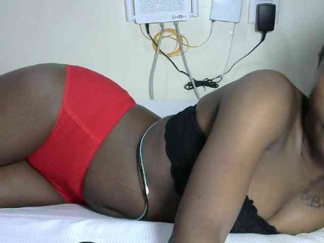 Hotzelda webcam