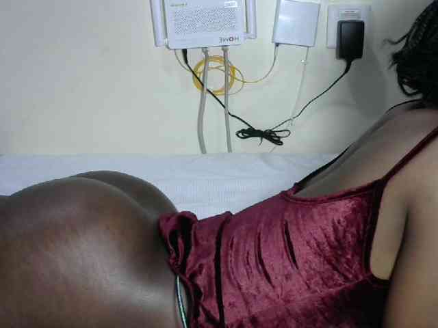 Hotzelda webcam