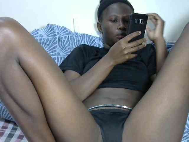 Hotzelda webcam