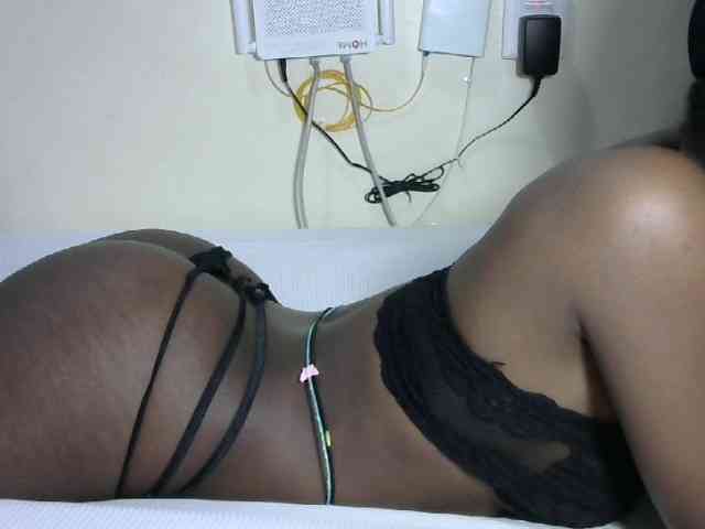 Hotzelda webcam
