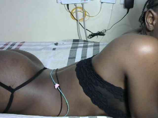 Hotzelda webcam