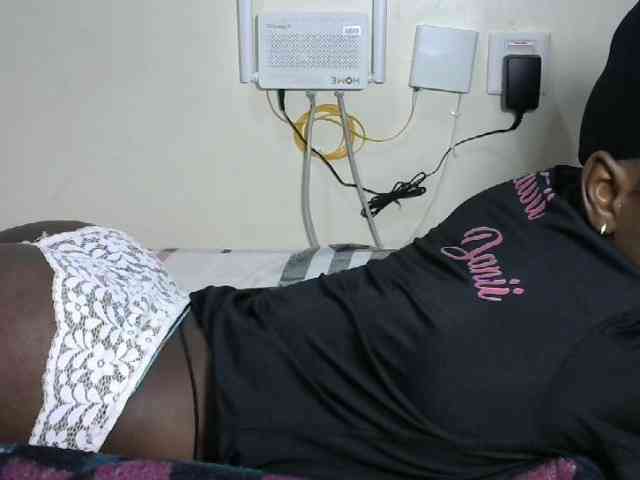 Hotzelda webcam