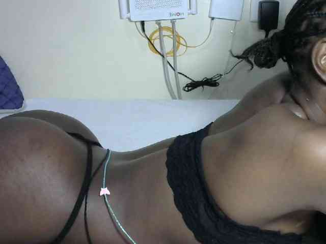 Hotzelda webcam