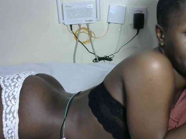 Hotzelda webcam