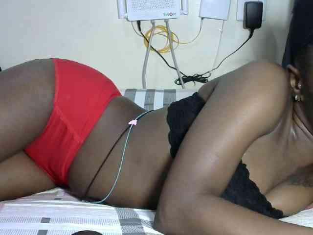 Hotzelda webcam
