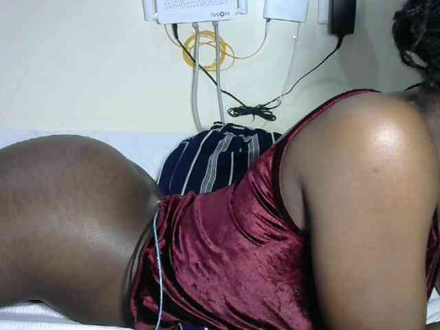 Hotzelda webcam