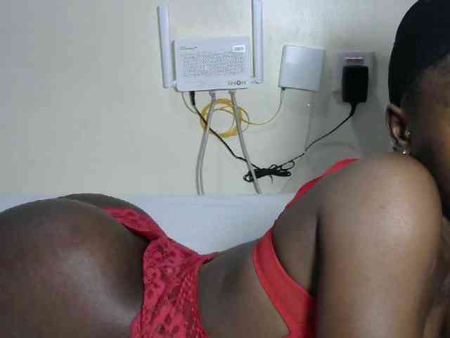Hotzelda webcam