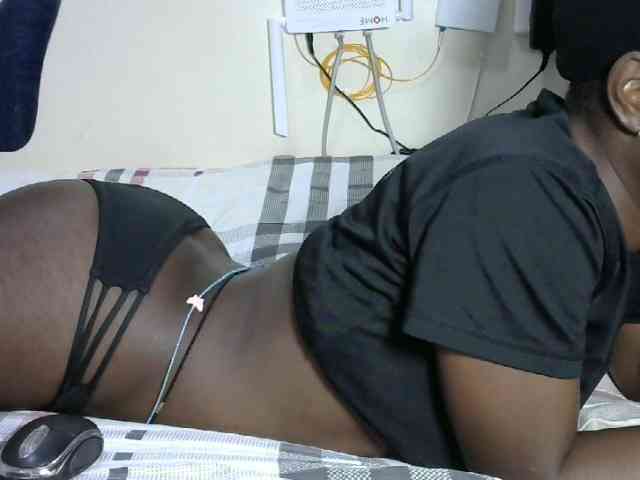 Hotzelda webcam