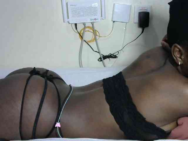 Hotzelda webcam