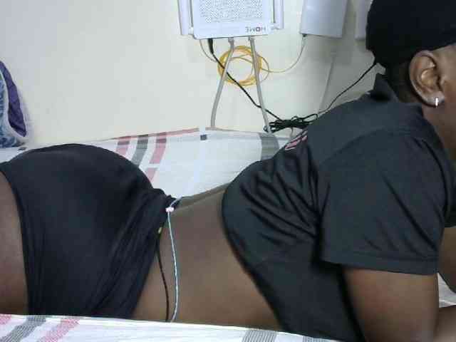 Hotzelda webcam