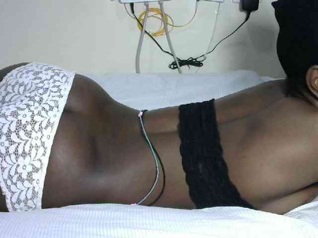 Hotzelda webcam