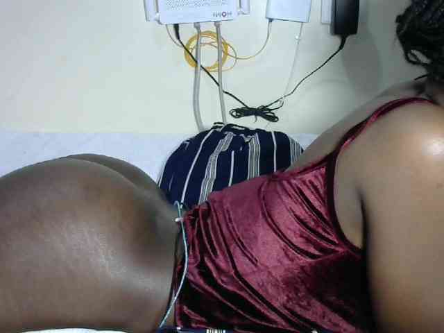 Hotzelda webcam