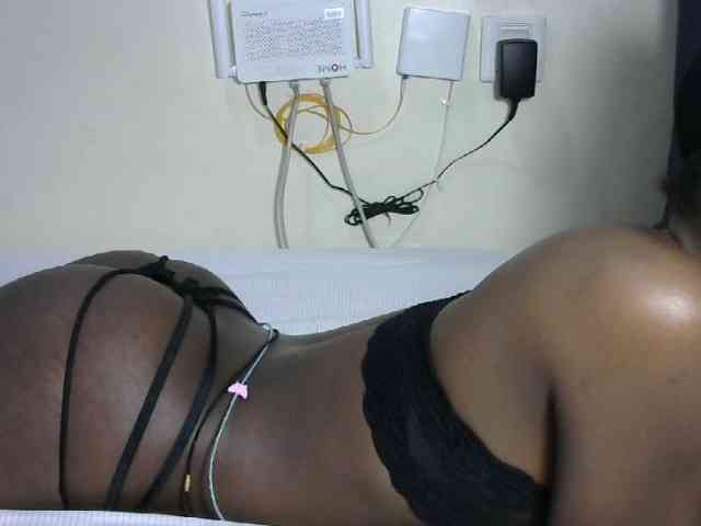 Hotzelda webcam