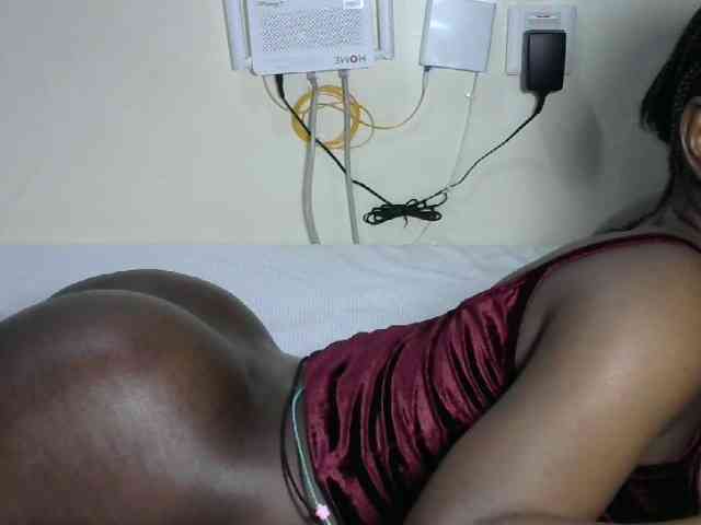 Hotzelda webcam