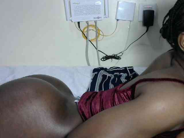 Hotzelda webcam