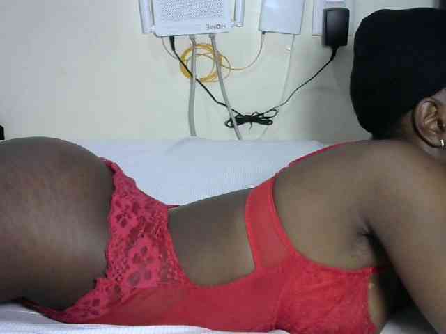 Hotzelda webcam