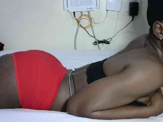 Hotzelda webcam