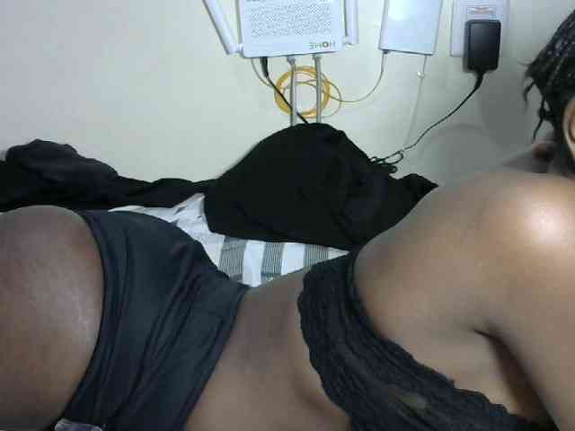 Hotzelda webcam