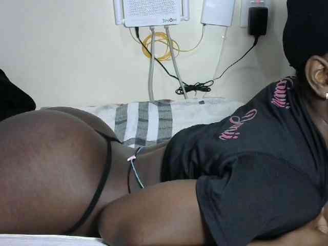 Hotzelda webcam