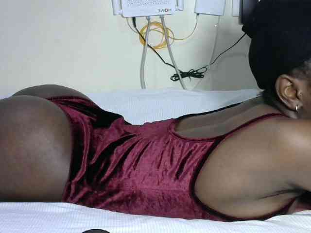 Hotzelda webcam