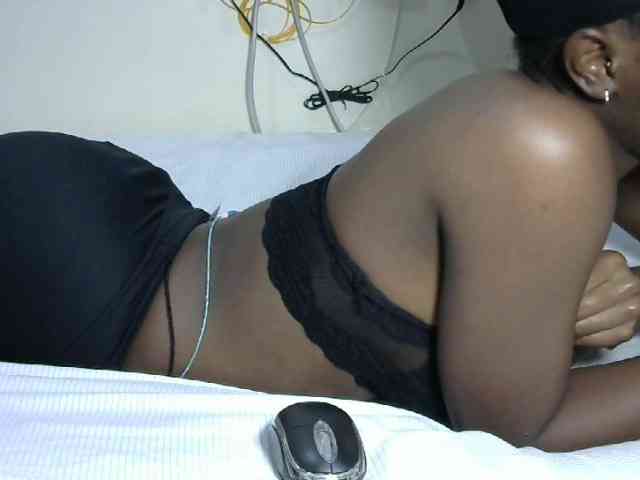 Hotzelda webcam